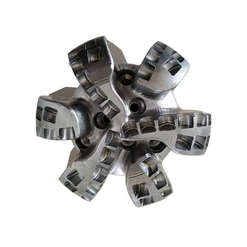 4 5/8 1 (117.5mm) غير مغلقة محملة PDC حفر قطع ناعمة إلى صلبة تشكيل ISO9001