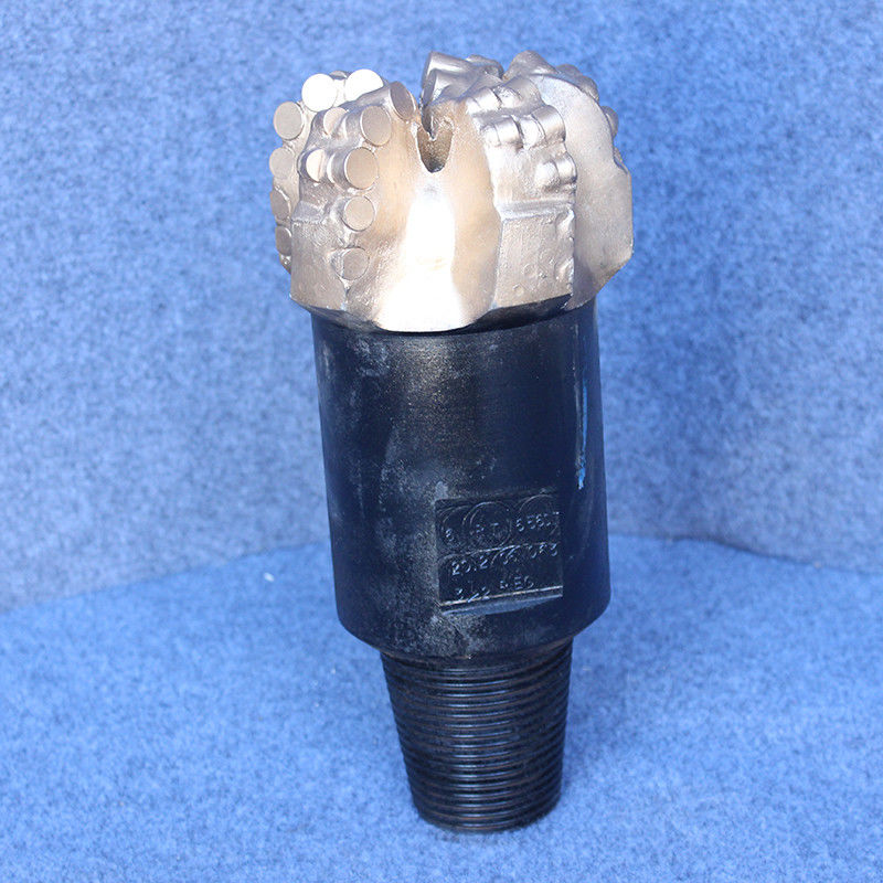 7 1/2 (190.5mm) 4 1/2API اتصال PDC حفر قطع تحرير كفاءة الحفر