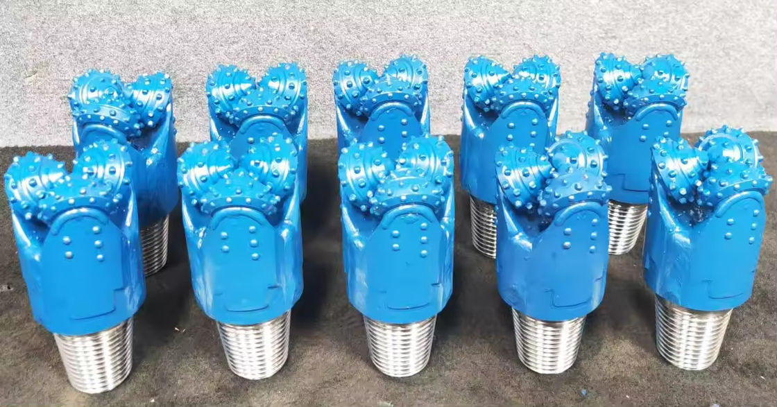 ثقل قطعة التريكون 2-3/8 API Reg Thread Tricone Roller Bits للحفر النفطي