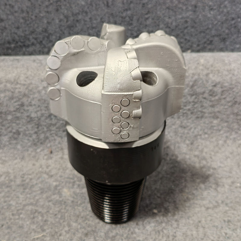 رؤوس حفر PDC من الفولاذ الكربيدي بتصميم قاطع ثابت و 4 شفرات مقاس 146 ملم لحفر آبار المياه