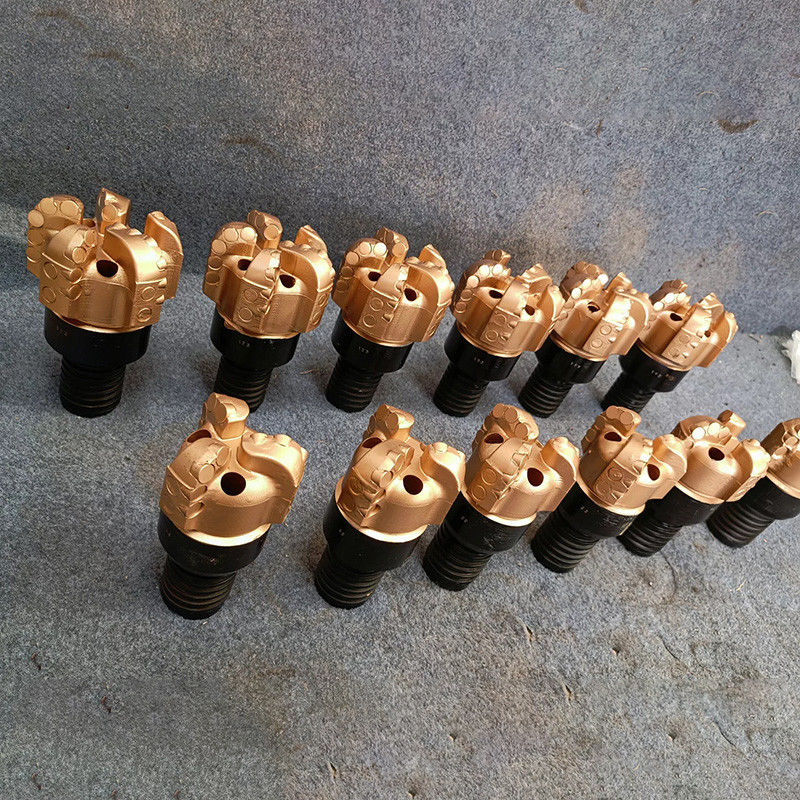 99 123 تصميم أداة حفر PDC مخصصة تخصيص مادة جسم الصلب 98mm إلى 3593.7mm