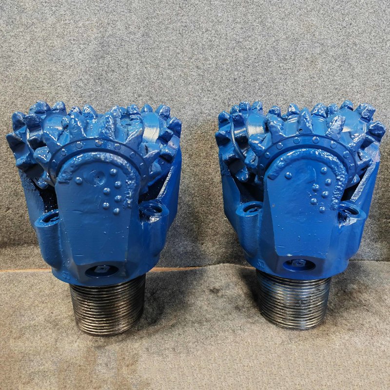 Three-Cone Mill Tooth Drill Bit with Roller Bearing and 1 Year Warranty for Medium Hard Formations